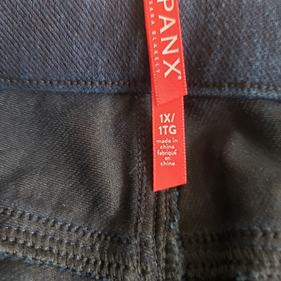 SPANX Ankle Jean-ish line of Jeggings in midnight rinse - Picture 5 of 6